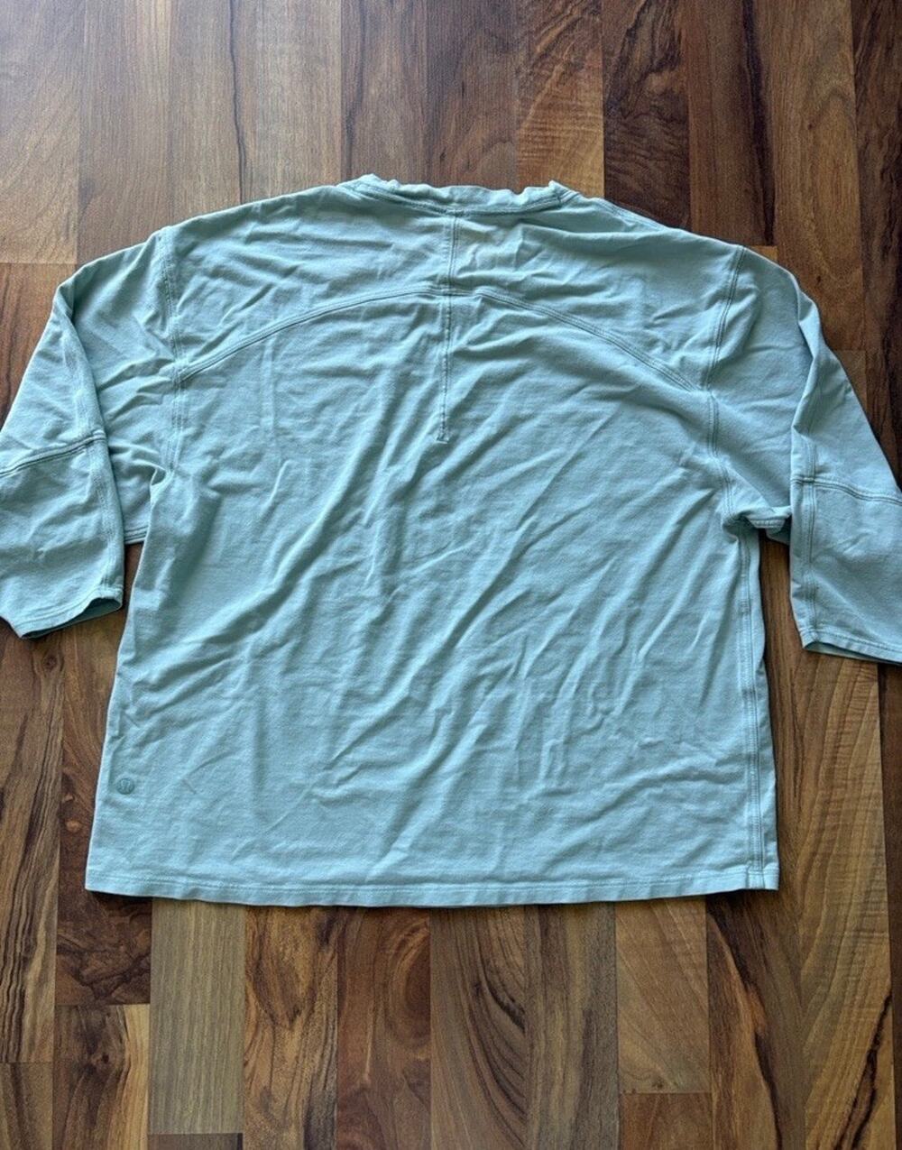 lululemon athletica Women's Long-Sleeve Tee - Light Aqua Size S
